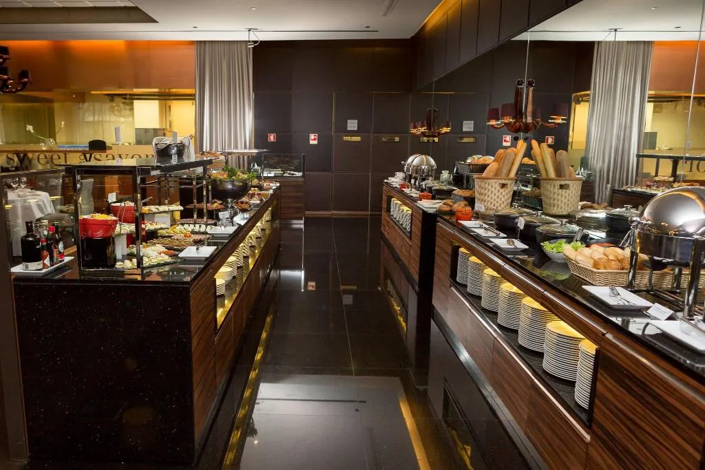 Restaurant, Sheraton Lisboa Hotel & Spa, Lisbon