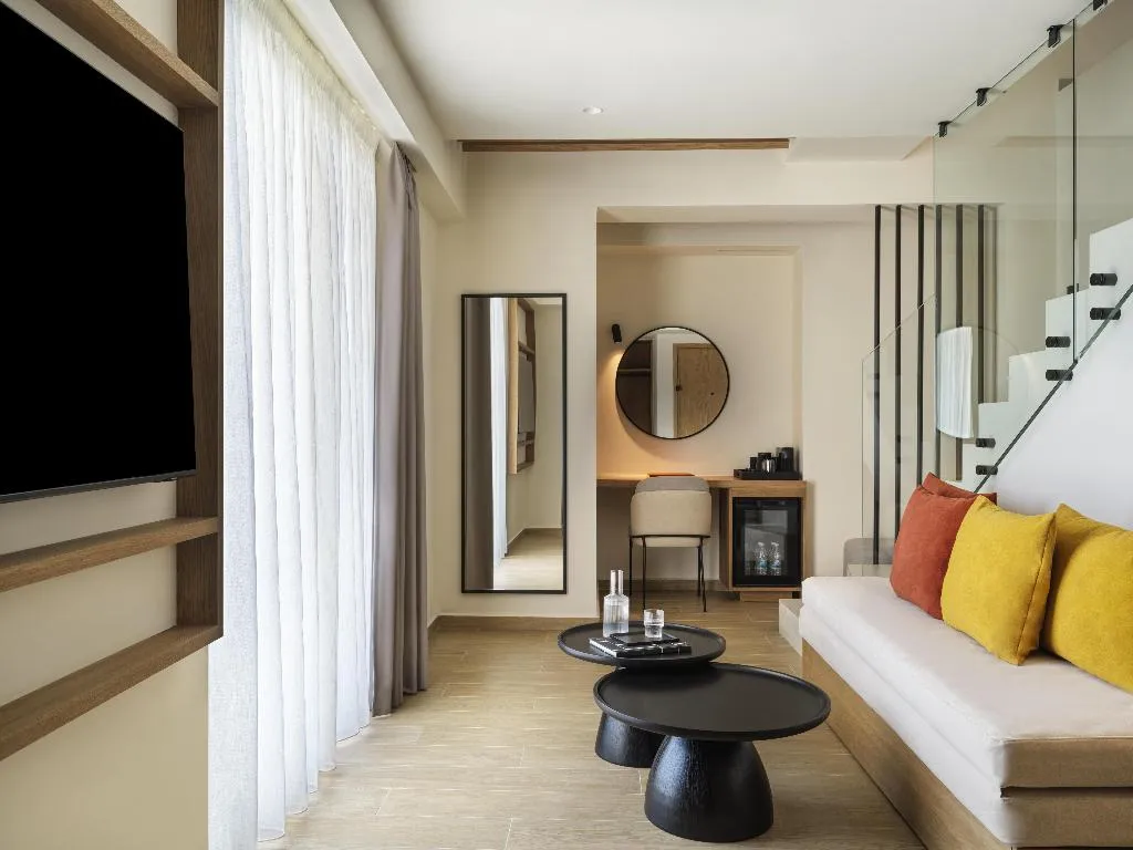 Room, Hilton Garden Inn Chania City, Crete