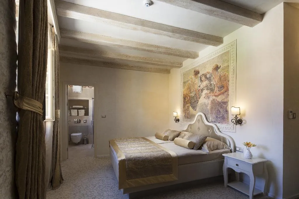 DOUBLE STANDARD Room, Heritage Hotel Life Palace, Split