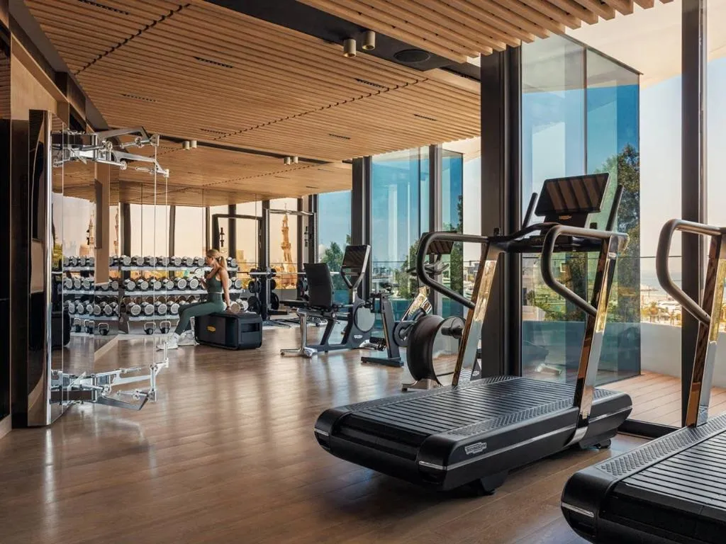 Sports and Entertainment, Jumeirah Marsa Al Arab Residences, Dubai