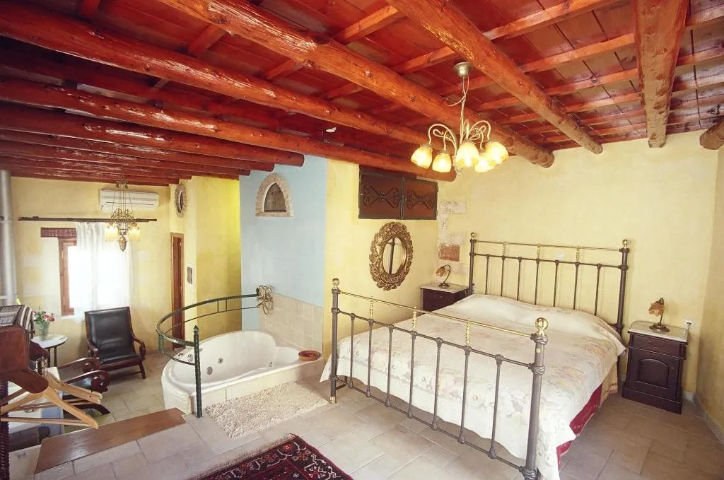 Room, Ifigenia Luxury Suites And Villas, Crete