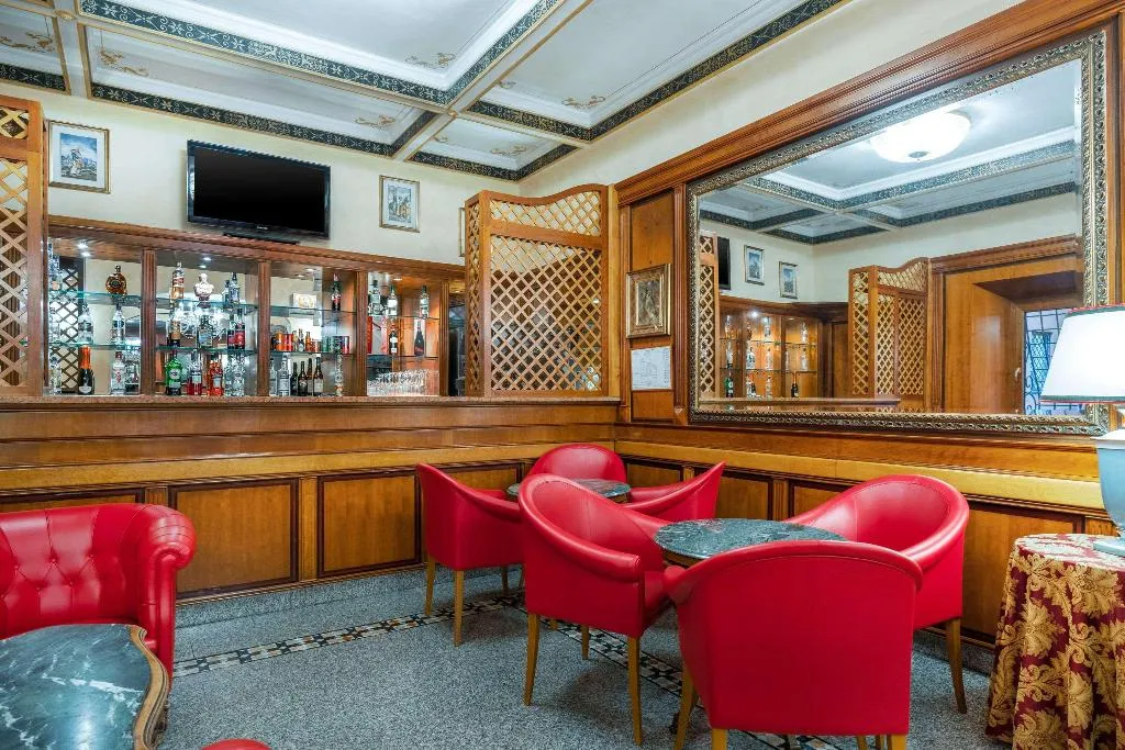 Bar, Comfort Hotel Bolivar, Rome