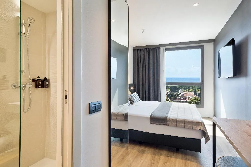 Double or Twin SUPERIOR WITH VIEWS Room, Hotel Acta Voraport, Barcelona
