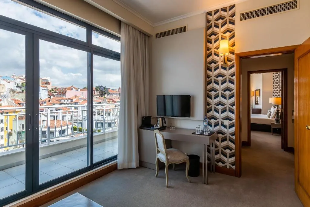 SUITE WITH DOUBLE BED Room, Mundial, Lisbon