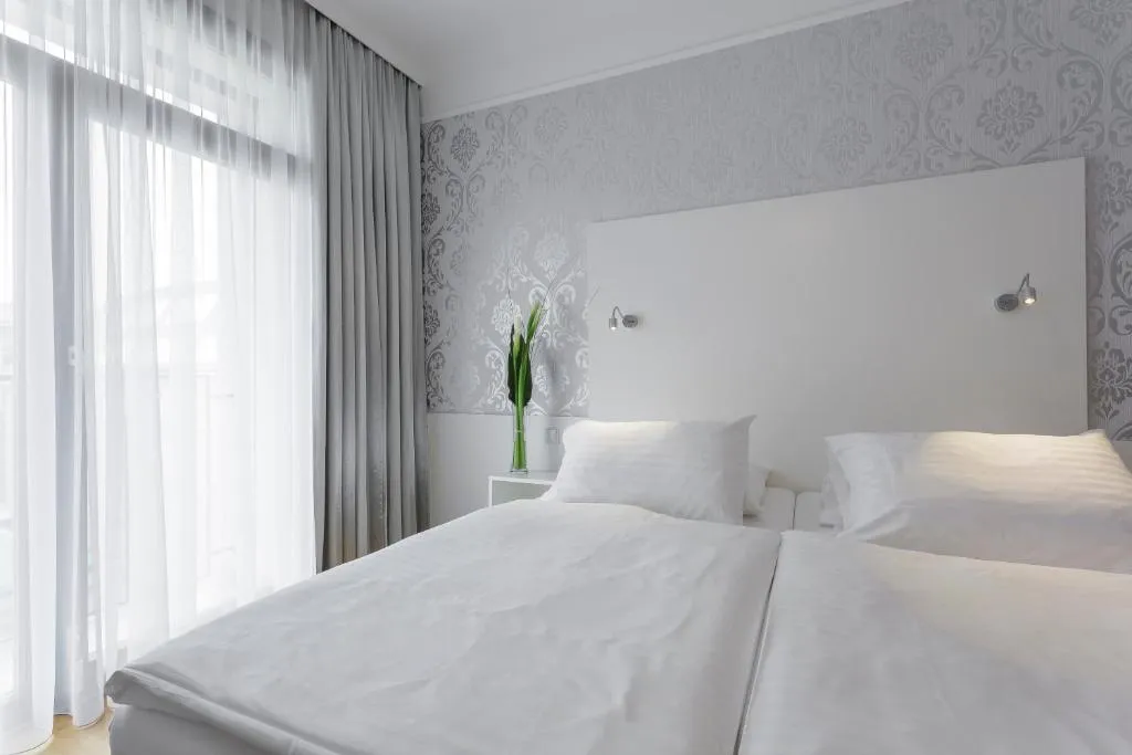 DOUBLE STANDARD Room, Hotel Wandl, Vienna