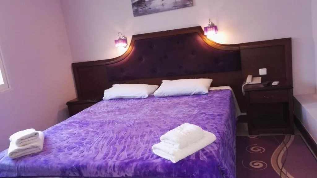 Room, Filippos, Halkidiki