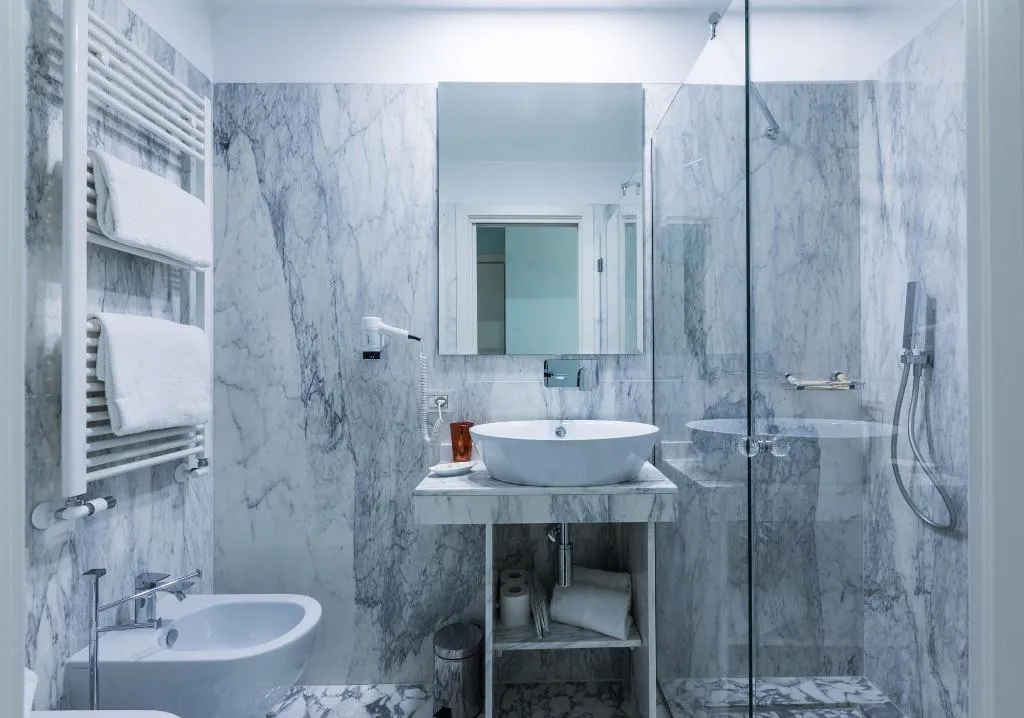 SINGLE STANDARD Room, Hotel La Scala, Florence
