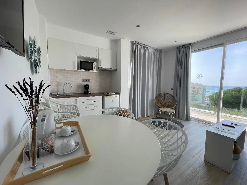 APARTMENT SUPERIOR TWO BEDROOMS Room, Houm Plaza Son Rigo, Majorca