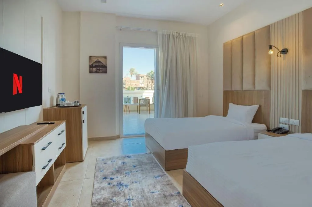 Room, Mazar Pyramids Hotel, Cairo