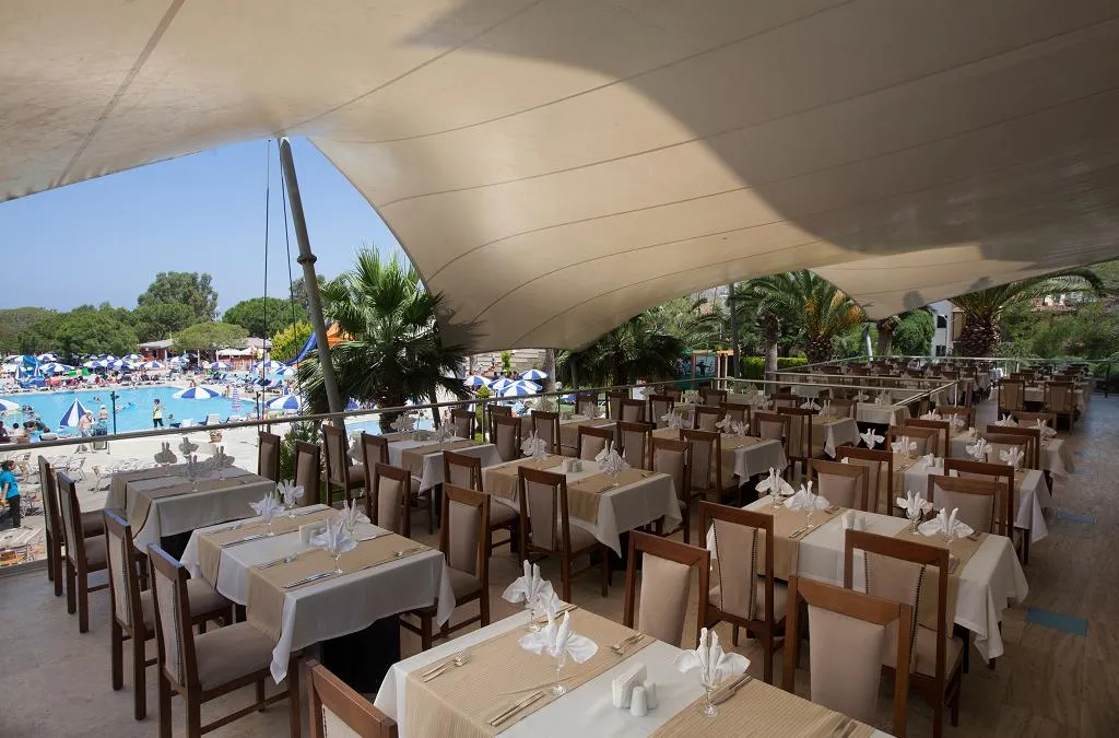 Restaurant, Batihan Beach Resort & Spa, Izmir