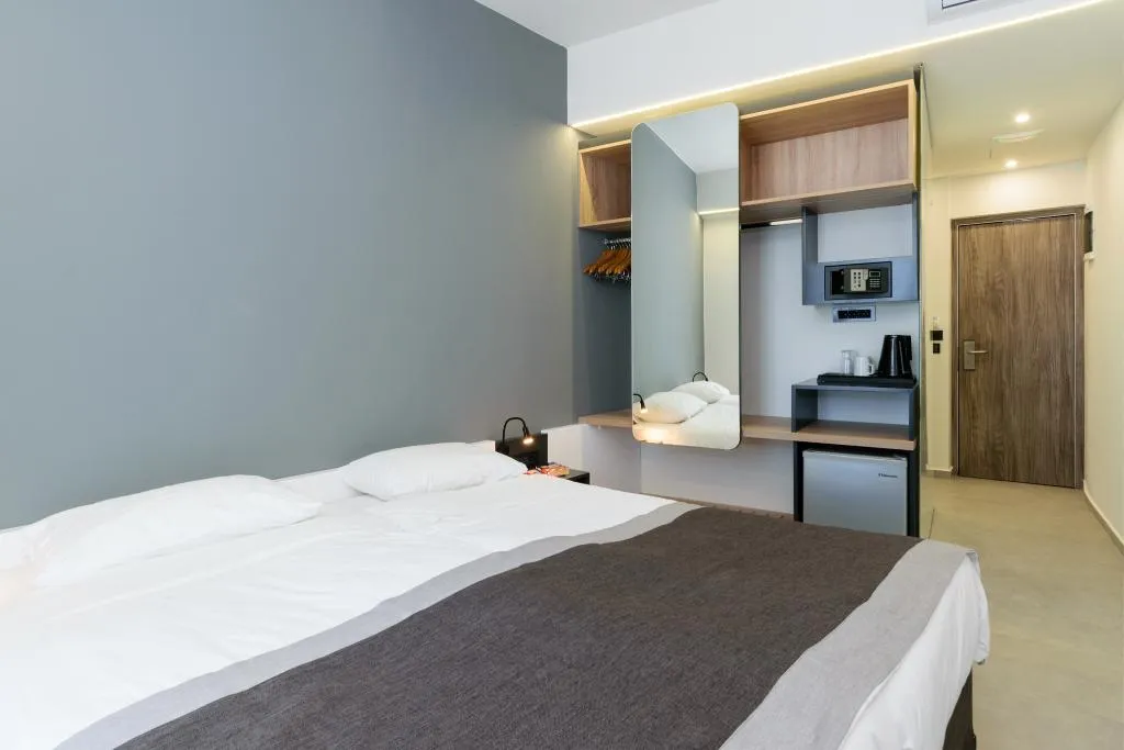 Double or Twin SEA VIEW Room, Renieris Hotel, Crete