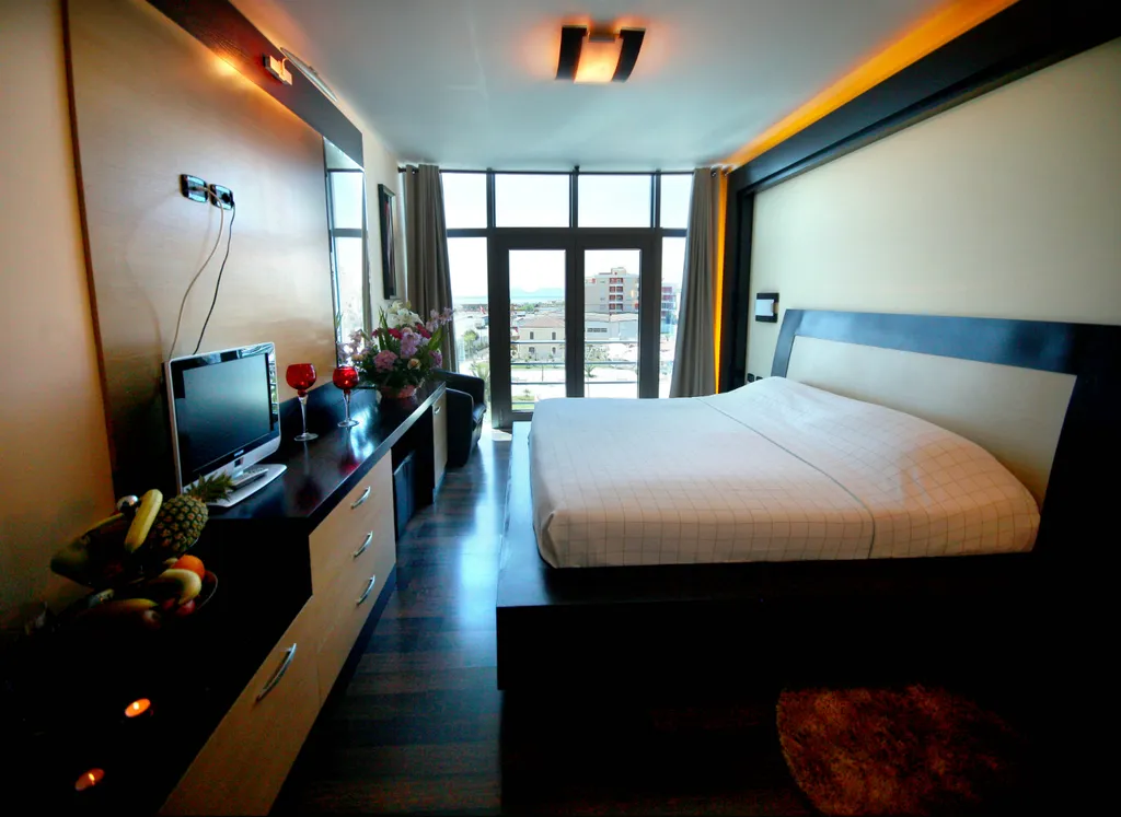 Room, Vlora International, Kavaje