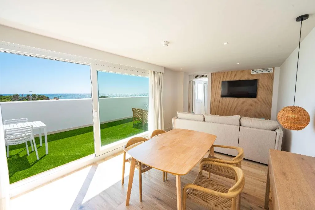 Room, Punta Candor Suites, Costa De La Luz