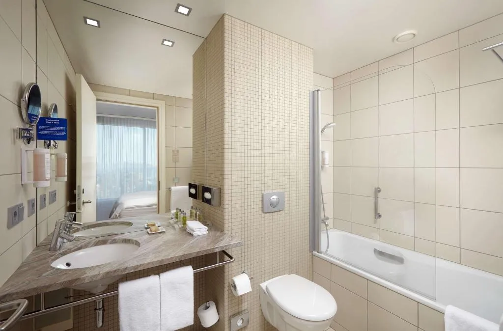 Room, Hilton Reykjavik Nordica, Reykjavik
