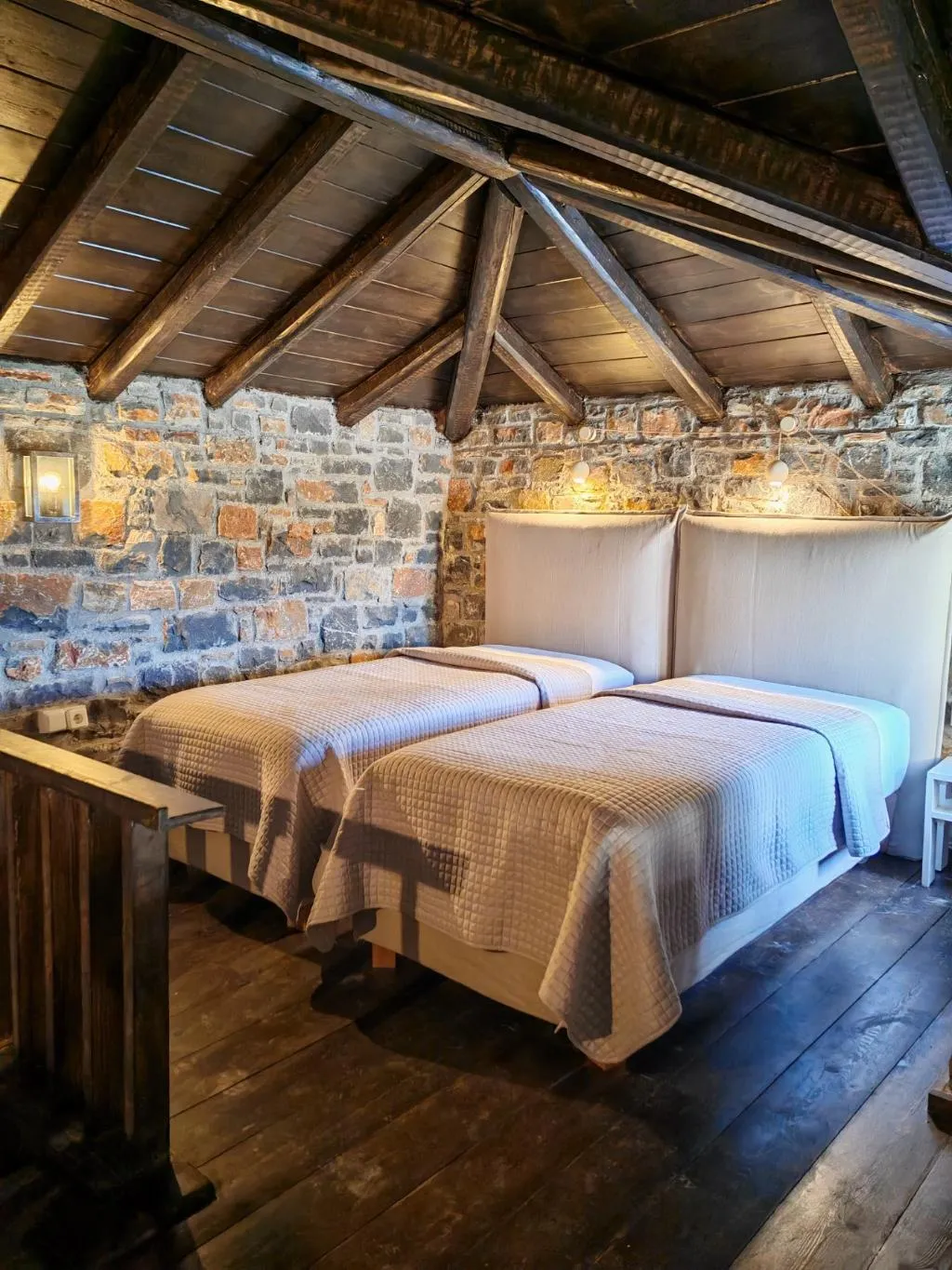 Room, Palazzo Greco Villas, Crete