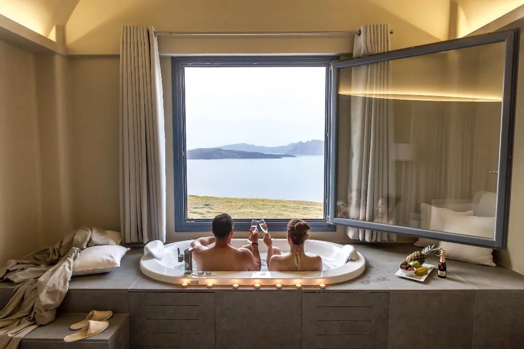 Room, Acroterra Rosa Luxury Suites & Spa, Santorini