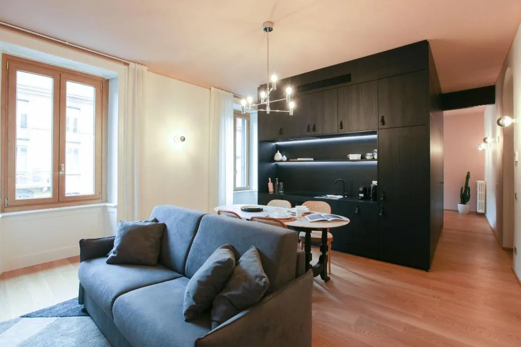 Room, Cà Bèla - Vitruvio, Milan