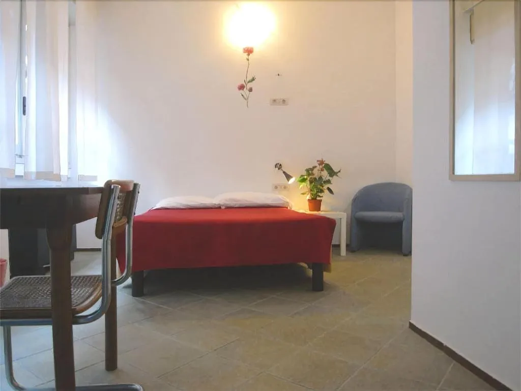 Room, Hostel Colours, Milan