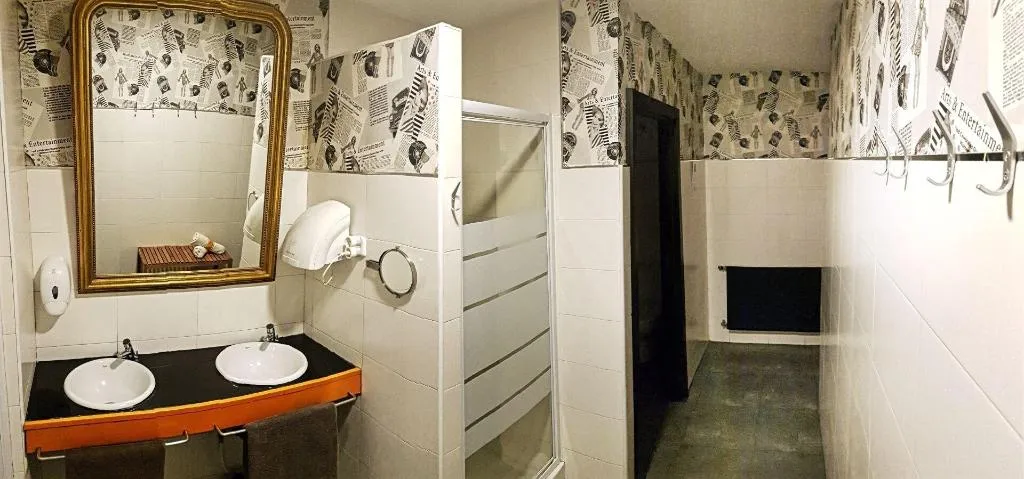 Room, Hostels Meetingpoint, Madrid