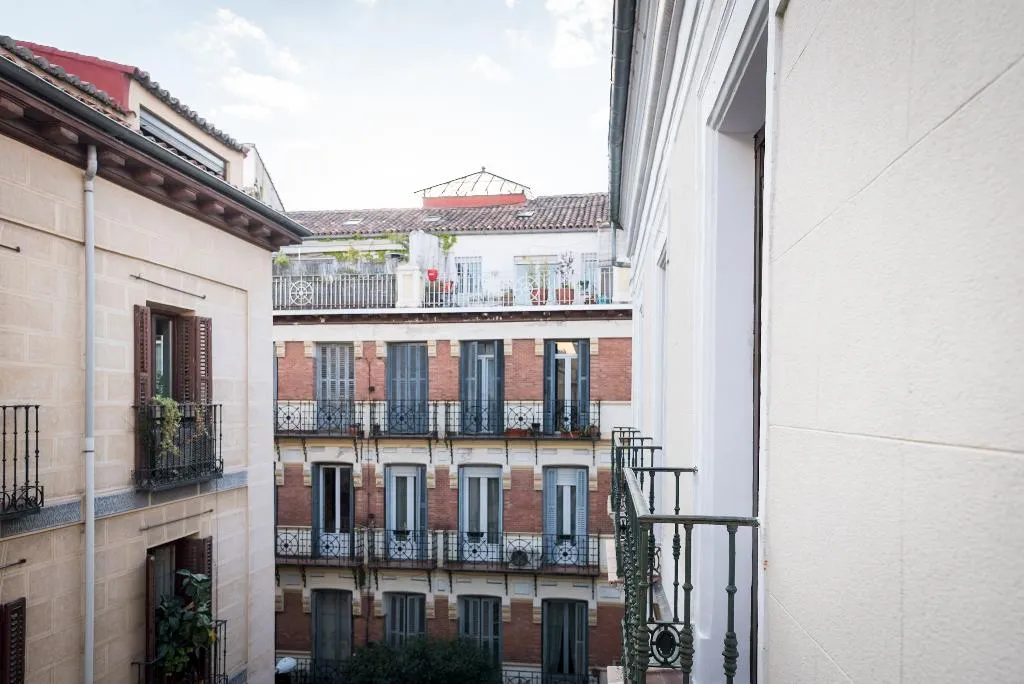 General view, Hostal Carracedo, Madrid