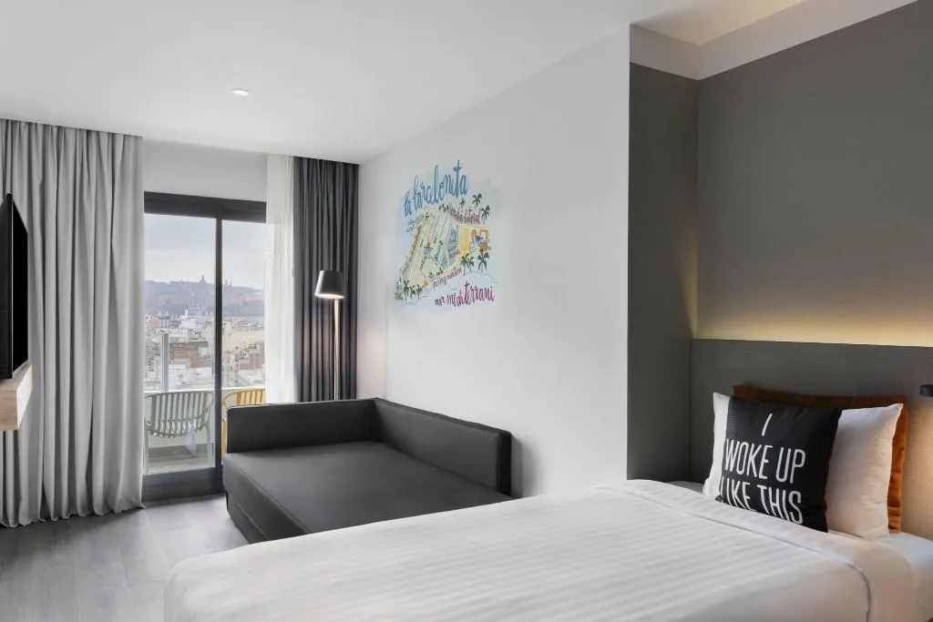 DOUBLE QUEEN SIZE BED Room, Moxy Barcelona, Barcelona