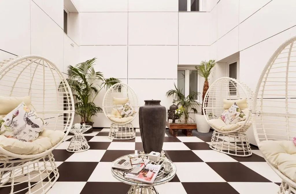 Terrace, Francisco I, Madrid