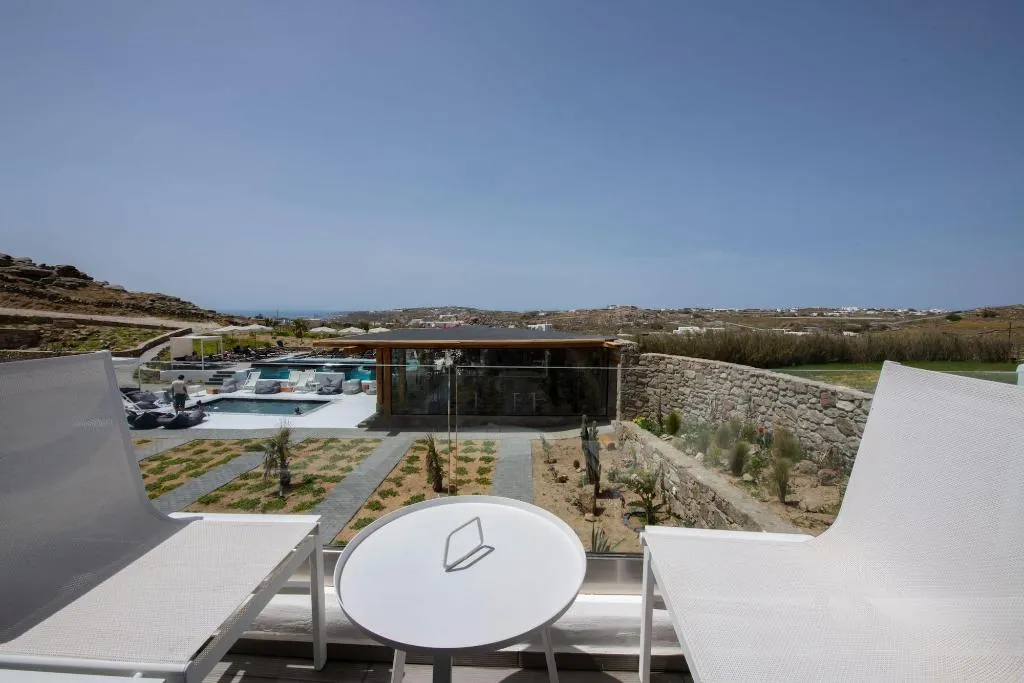Room, Bianco A Nero, Mykonos