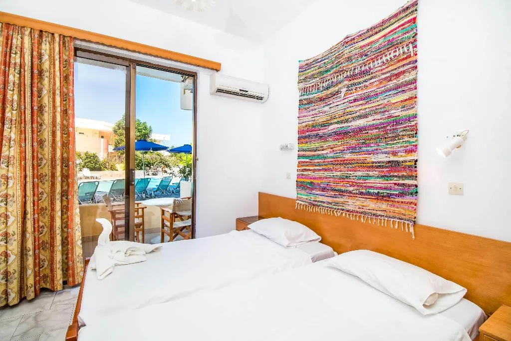 STUDIO STANDARD Room, Kiras Studios, Rhodes