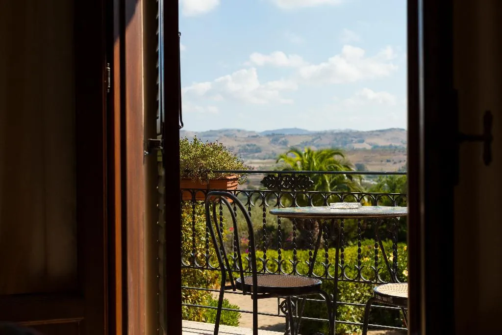 Double or Twin SUPERIOR WITH BALCONY Room, Hotel Foresteria Baglio della Luna, Catania