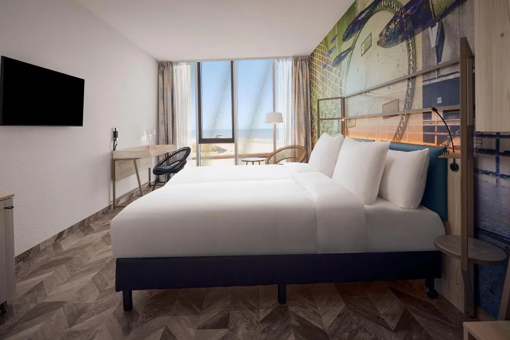 DOUBLE SEA VIEW Room, Inntel Hotels Den Haag Marina Beach, Amsterdam