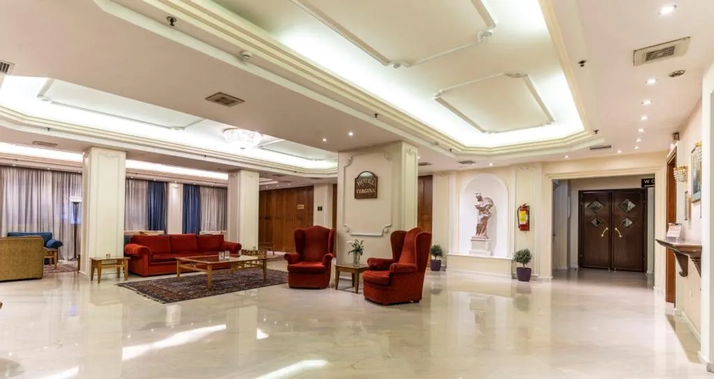 Lobby, Vergina, Halkidiki