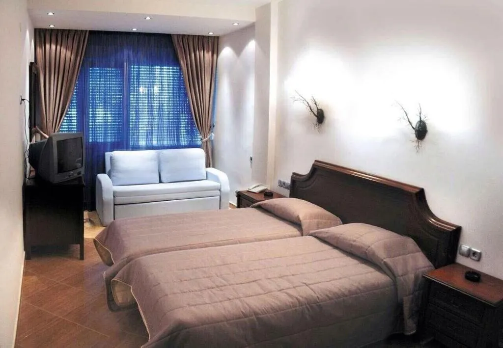 Room, Filippos, Halkidiki