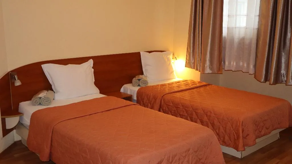 TRIPLE CAPACITY 3 Room, Palitra, Varna