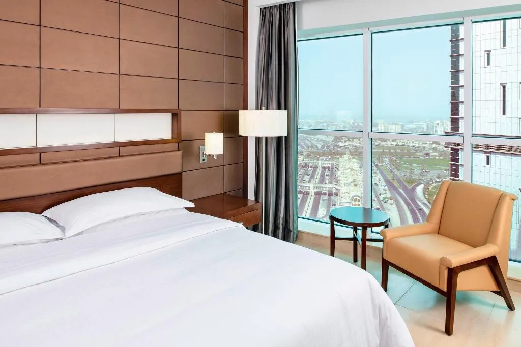 Room, Four Points by Sheraton Sharjah, Dubai