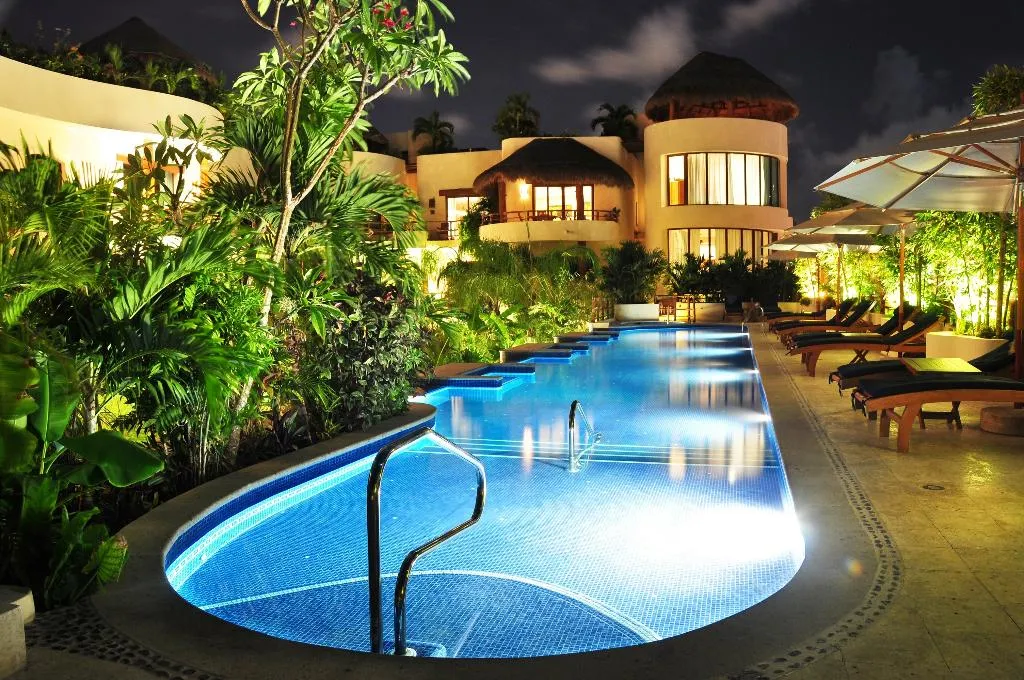 Pool, Porto Playa Condo Hotel, Playa Del Carmen