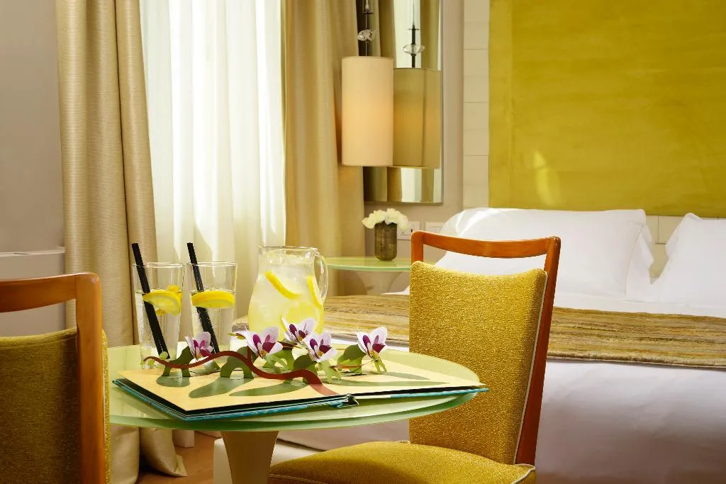 TRIPLE EXECUTIVE Room, Grand Hotel Minerva, Florence