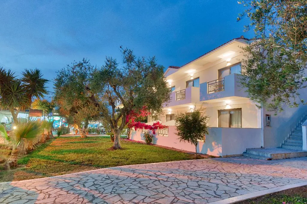 DOUBLE SUPERIOR GARDEN VIEW Room, Dannas Boutique Apartments, Zante