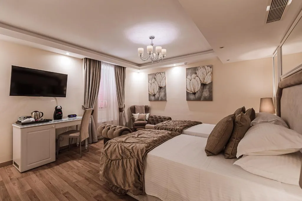 Room, Osborne Hotel, Malta