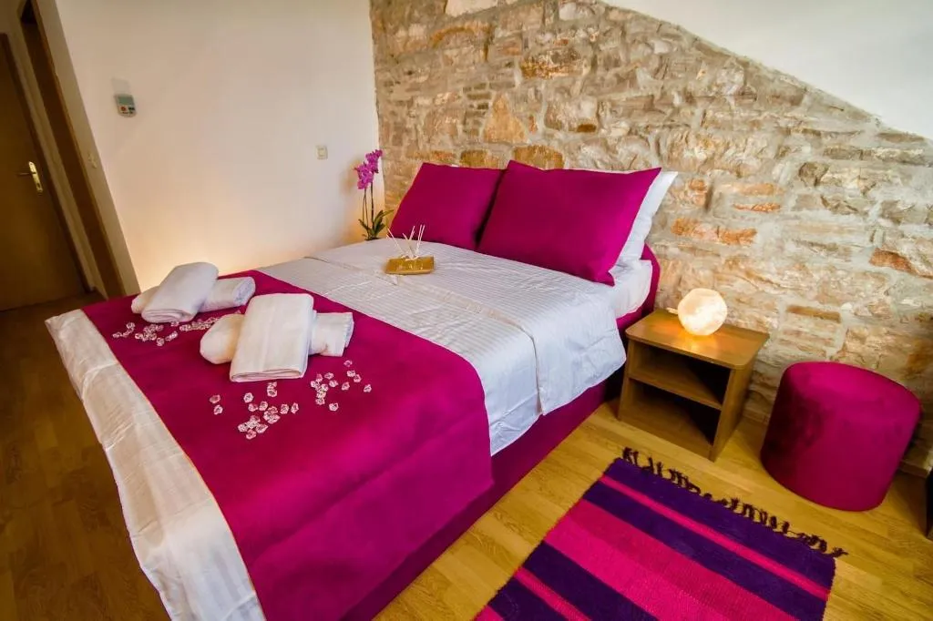 Room, City point rooms & more, Istria