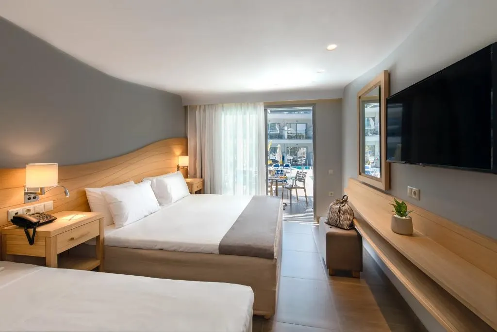 FAMILY ROOM TWO BEDROOMS Room, Lyttos Beach, Crete