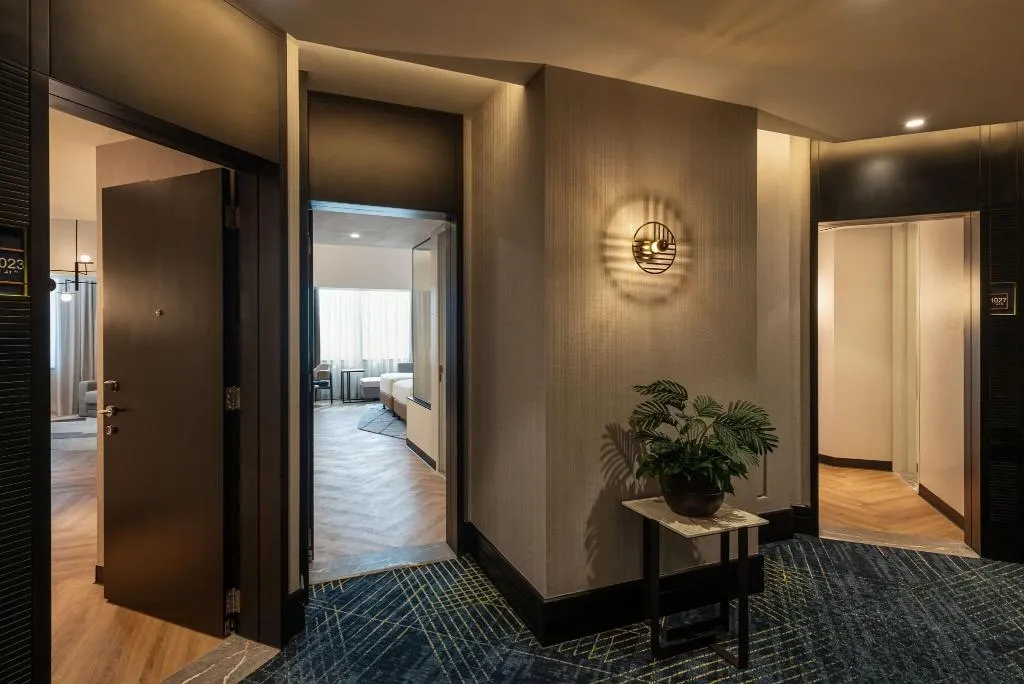 Room, Sheraton Dubai Mall of the Emirates Hotel, Dubai