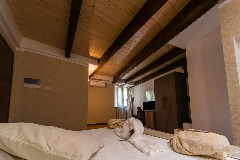 QUADRUPLE STANDARD Room, Le Undici Rose, Rome