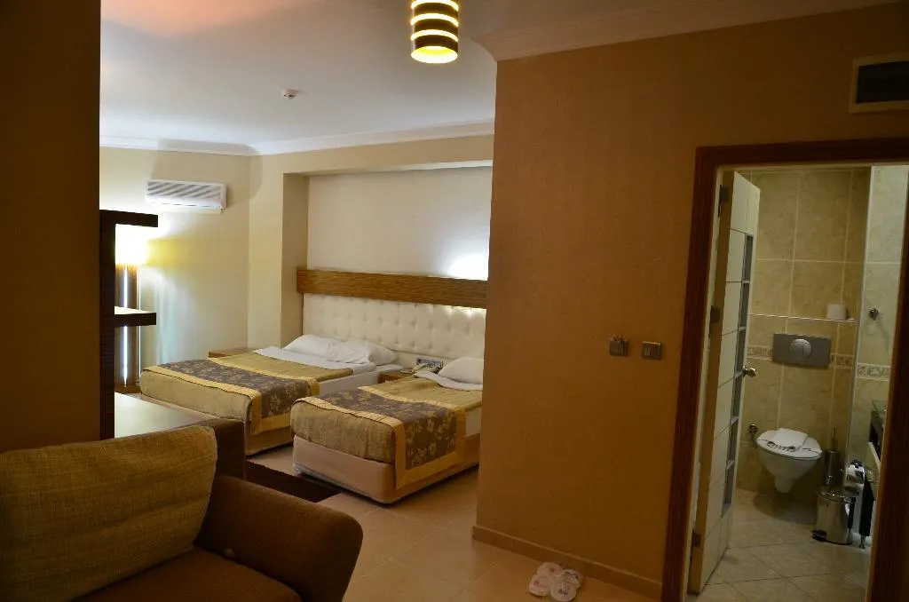FAMILY ROOM STANDARD Room, Grand Zaman Garden Hotel, Antalya