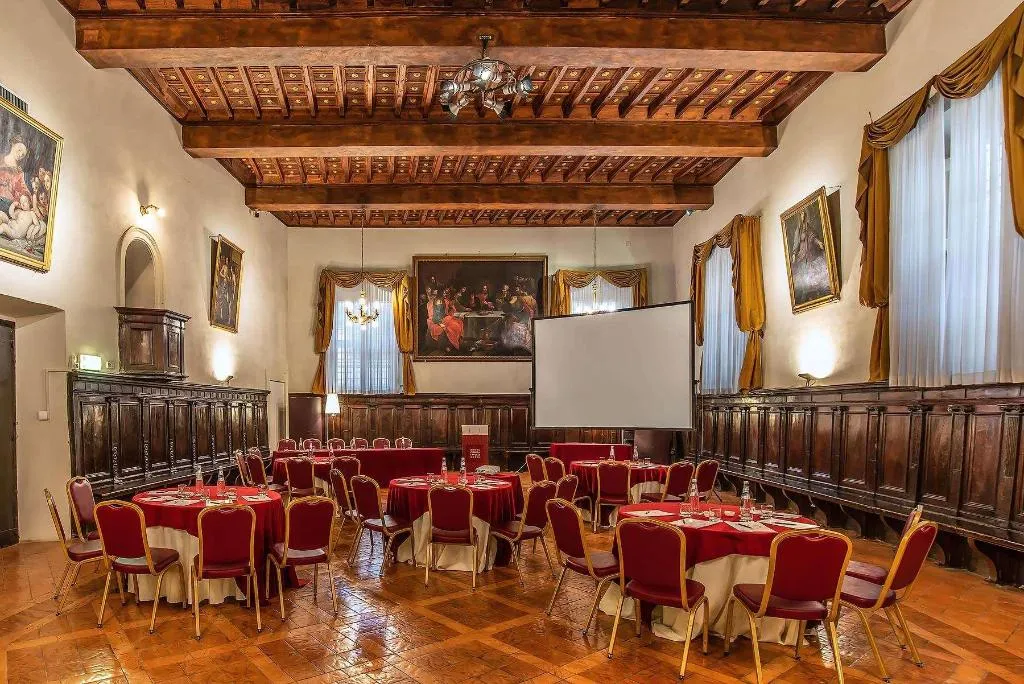 Conferences, Donna Camilla Savelli - VRetreats, Rome
