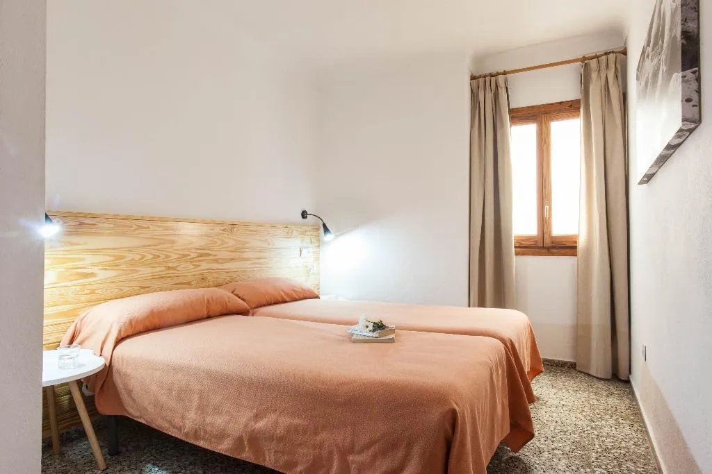 APARTMENT SEA VIEW TWO BEDROOMS Room, Bahia, Ibiza