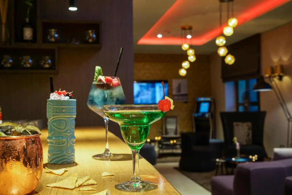 Bar, NYX Hotel Milan by Leonardo Hotels, Milan