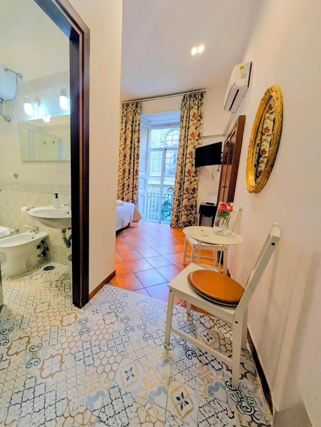 Room, La Locanda Dell Arte, Naples