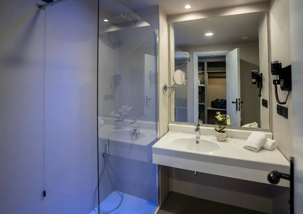 Double or Twin SUPERIOR Room, BV Oly Hotel, Rome