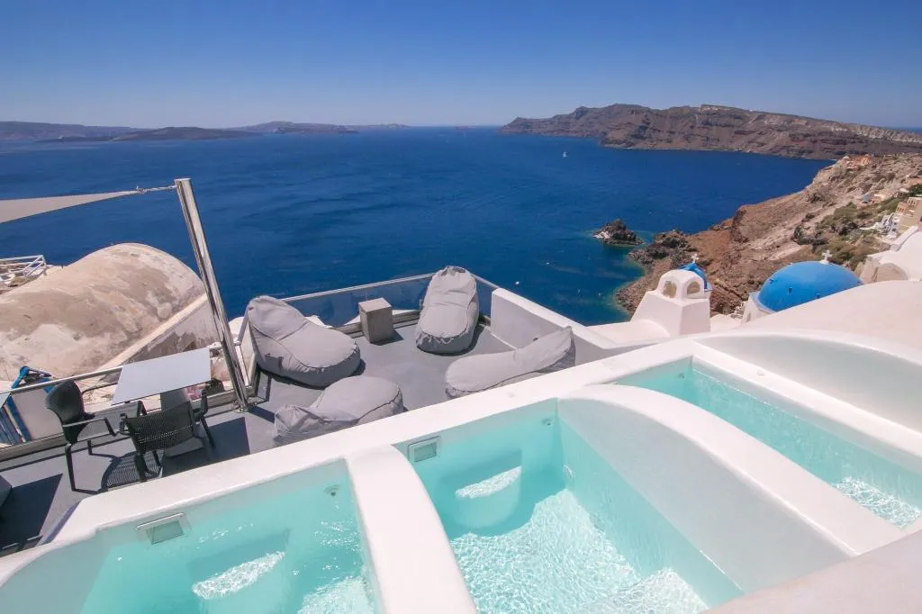 Sports and Entertainment, Theodora Suites - Adults Only, Santorini