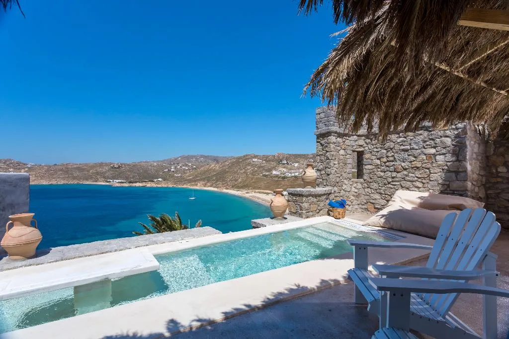 SUITE DELUXE WITH PRIVATE POOL Room, Greco Philia Elia Mykonos, Halkidiki